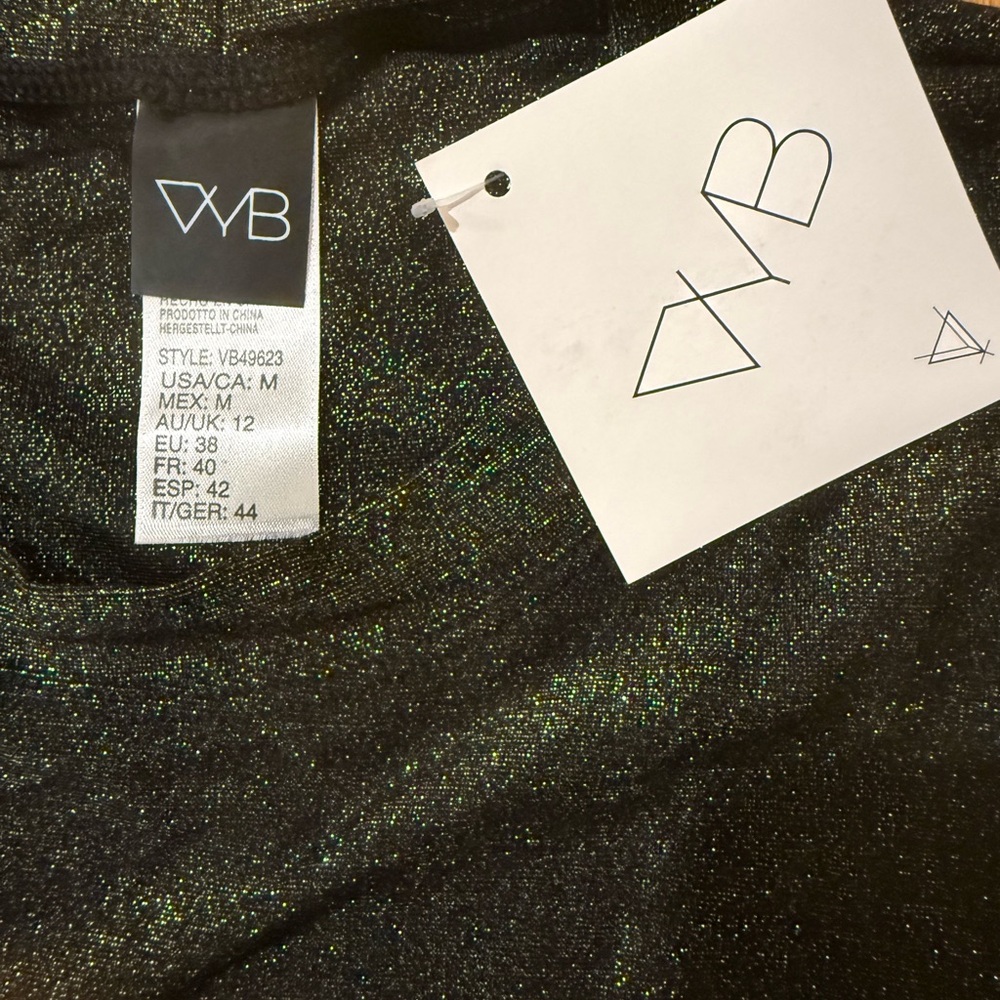 NWT VYB Black Metallic Shimmer Tie Front Crop Top Medium - Picture 2 of 4